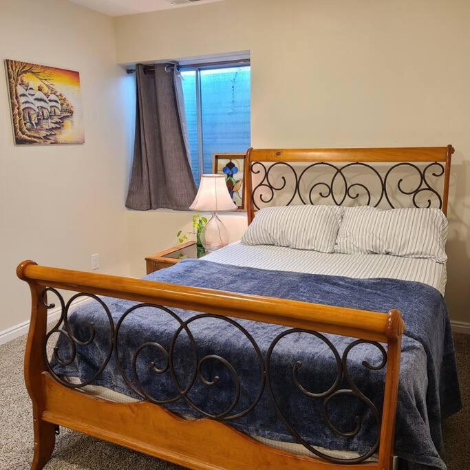 Entire Huge Basement! Fast Wifi! Private Entrance! Villa Salt Lake City Exterior photo