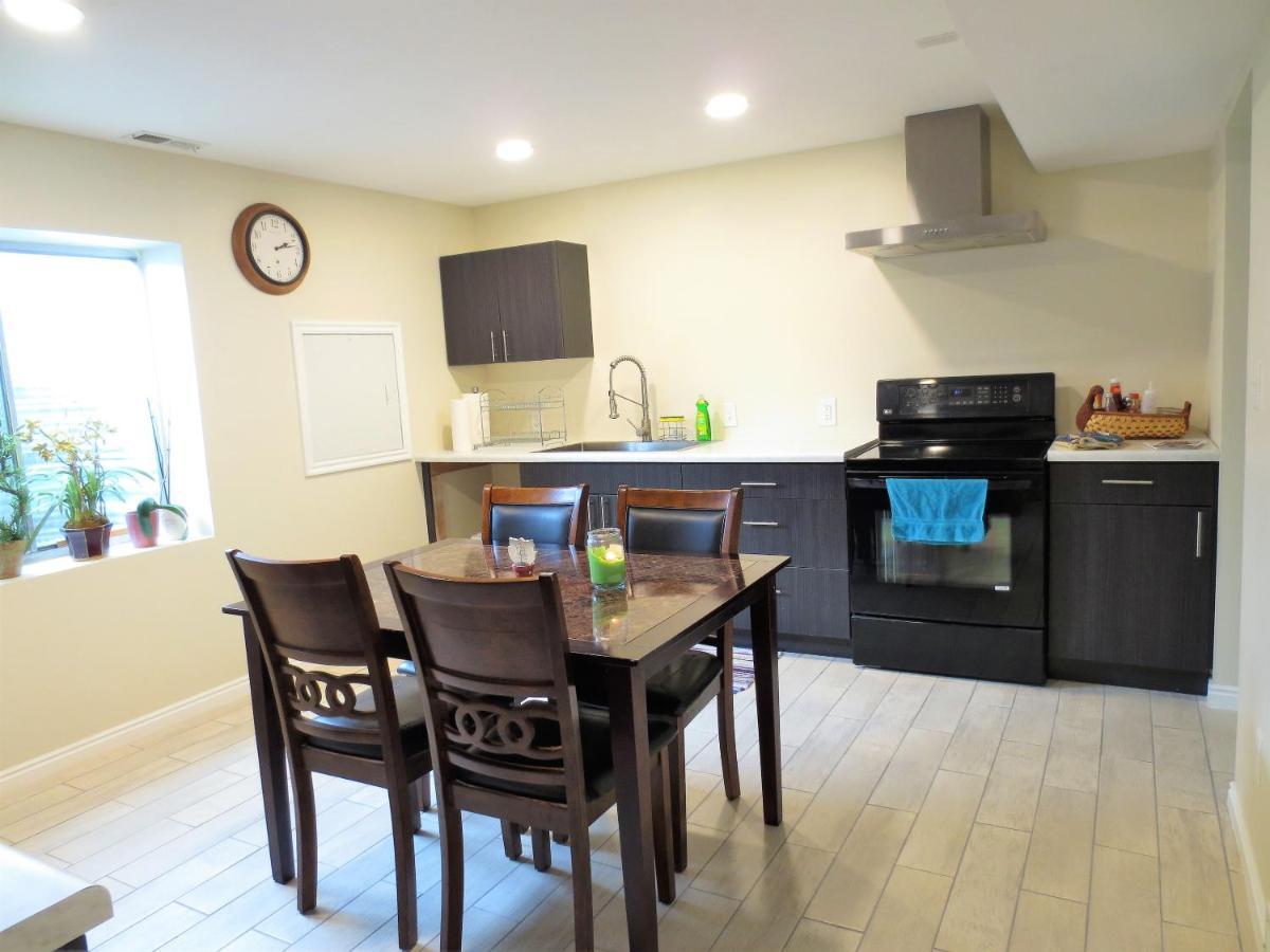 Entire Huge Basement! Fast Wifi! Private Entrance! Villa Salt Lake City Exterior photo